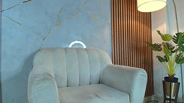 Joeysexx2 online show from October 13, 4:23 am