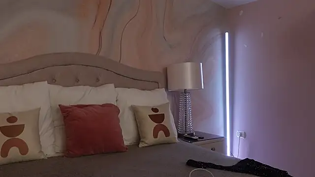 OliviaSirena online show from October 9, 7:34 pm