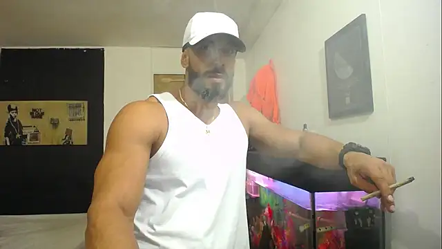 romeolovedark online show from March 18, 1:53 am