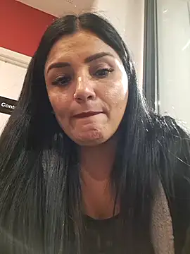 laura dirtyhot online show from December 6, 10:52 pm