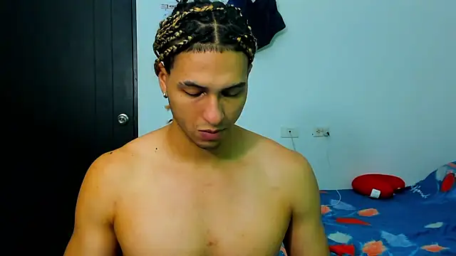 Kris Khalifa69 online show from March 12, 12:10 am