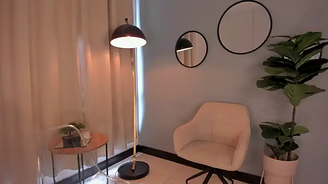 LiaPearce online show from February 2, 3:39 pm