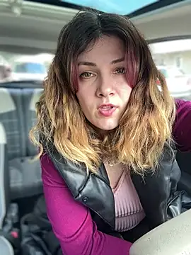 DaisyVibesss online show from February 27, 12:02 pm