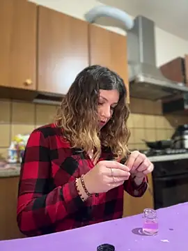 DaisyVibesss online show from March 12, 11:53 am