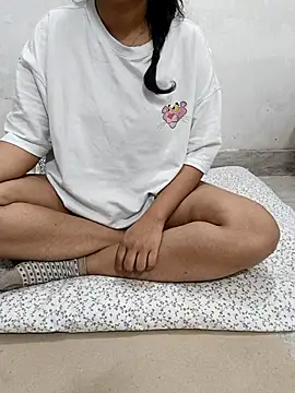 Rubyrosemumbai online show from October 15, 5:07 am