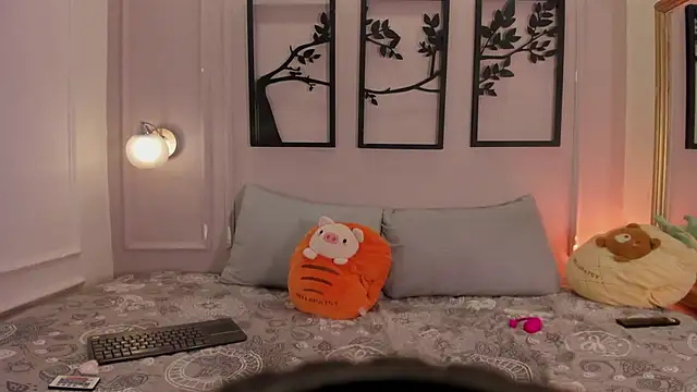 ale cam online show from October 17, 12:36 am