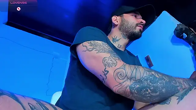 CamiloGray  online show from January 12, 1:16 pm