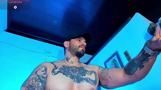 CamiloGray  online show from January 13, 8:26 pm