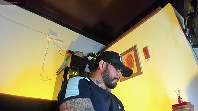 CamiloGray  online show from December 2, 1:50 pm