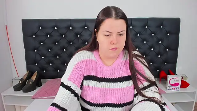 Snapshot of EvaLick chatting on January 9, 6:27 am EvaLick online show from January 9, 6:27 am