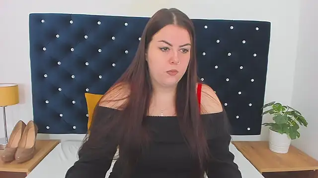 Snapshot of EvaLick chatting on February 11, 6:30 am EvaLick online show from February 11, 6:30 am