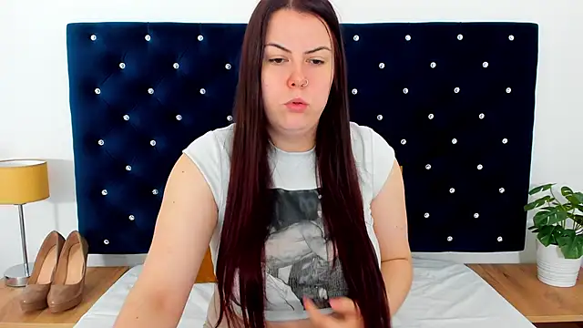 Snapshot of EvaLick chatting on September 16, 4:57 am EvaLick online show from September 16, 4:57 am