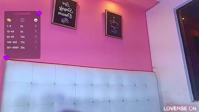 hornyhousekeeper  online show from March 11, 1:01 pm