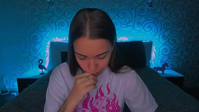 AlexaBarkley online show from December 23, 3:18 am