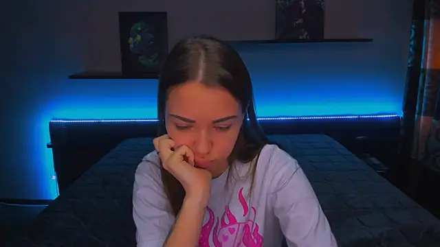 AlexaBarkley online show from January 13, 6:49 am