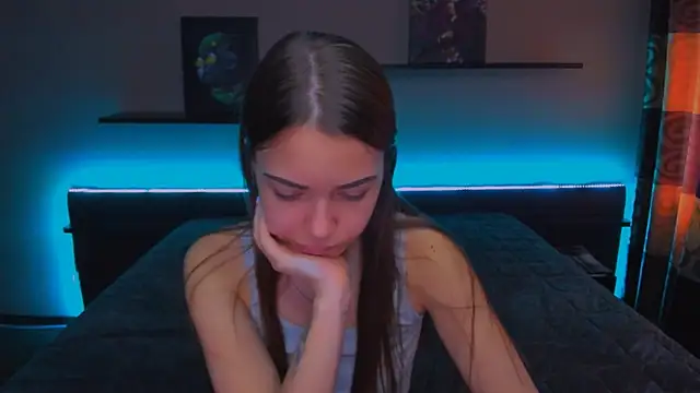 AlexaBarkley online show from March 3, 6:48 am