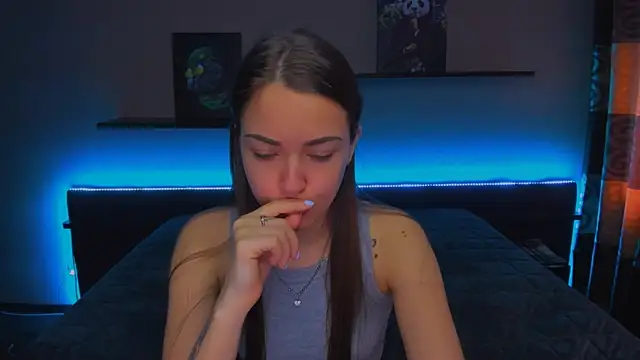 AlexaBarkley online show from March 7, 3:19 am