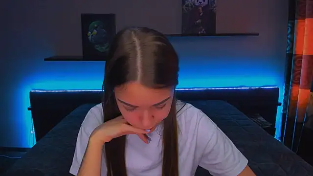 AlexaBarkley online show from March 11, 6:21 am