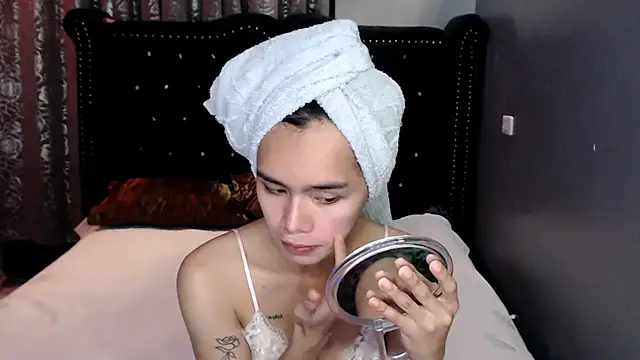 shecutie69 online show from September 19, 4:40 pm