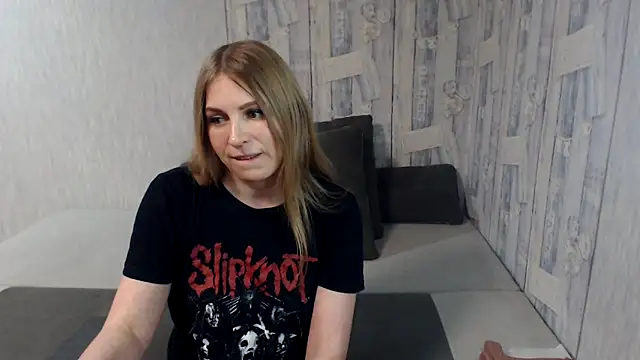 Pilly green  online show from January 31, 12:40 pm