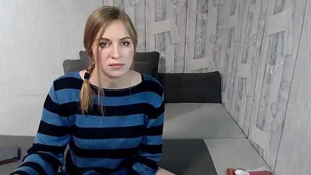 Pilly green  online show from March 14, 5:59 am