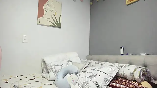 aisha latina online show from February 3, 11:36 pm