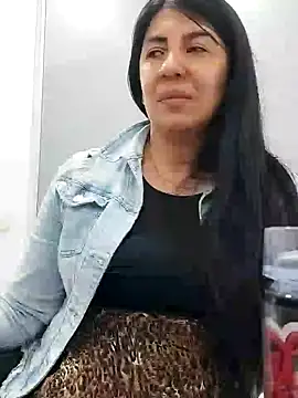 aisha latina online show from February 20, 7:41 pm