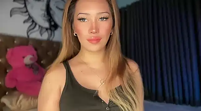 Jasmine Elcock online show from December 29, 11:07 am