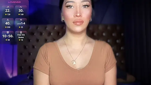 Jasmine Elcock online show from September 14, 6:29 pm