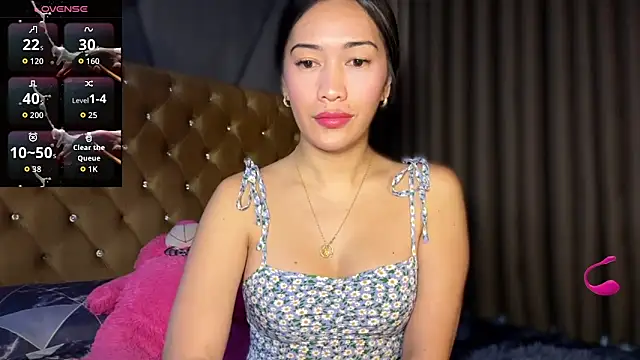 Jasmine Elcock online show from October 2, 3:52 pm