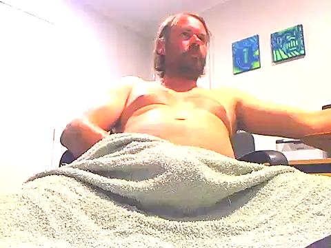 megaboy411 online show from January 31, 10:20 am