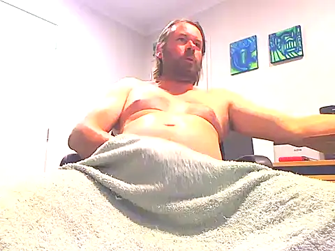 megaboy411 online show from March 10, 9:43 am