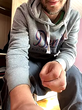 Taxidriver1988 online show from September 29, 12:54 pm