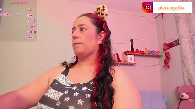 agathaxxx-69 online show from February 2, 6:53 pm