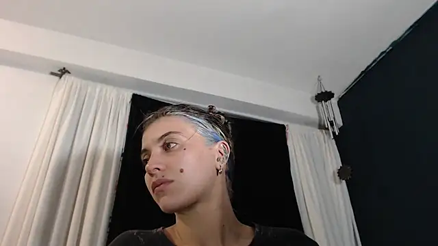 mariecam420 online show from February 3, 12:58 am