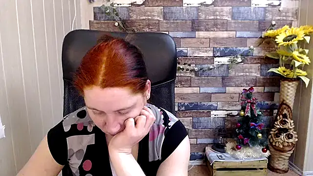 JosieJun  online show from December 6, 8:18 pm