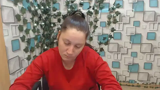 JosieJun  online show from February 3, 7:42 pm