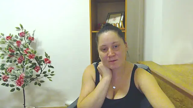 JosieJun  online show from October 21, 5:13 pm