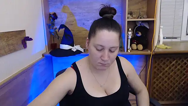 JosieJun  online show from October 30, 7:58 pm