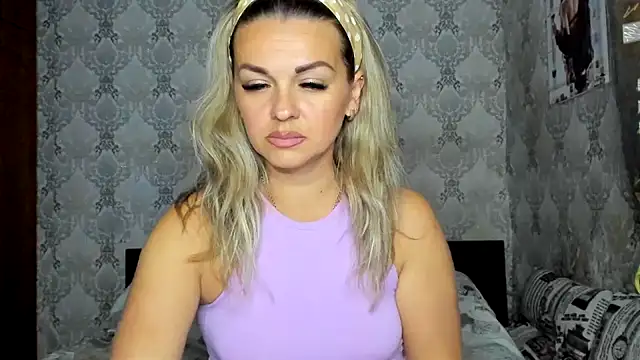 NicoletMoore online show from September 22, 7:16 pm