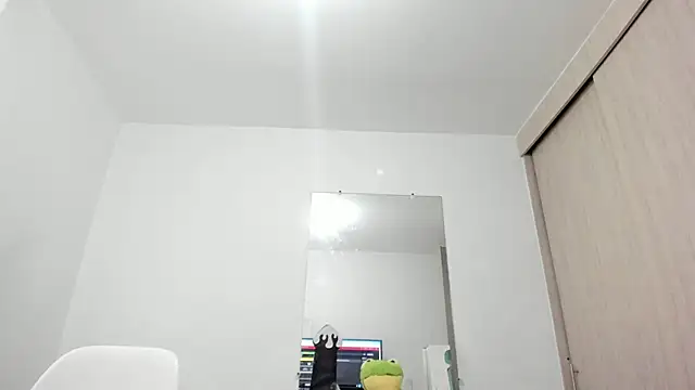 esmeraldamfc online show from March 13, 12:46 pm