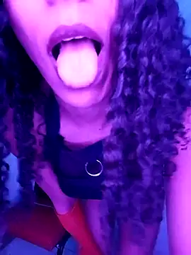 Snapshot of KatyNasty chatting on October 2, 2:40 am KatyNasty online show from October 2, 2:40 am