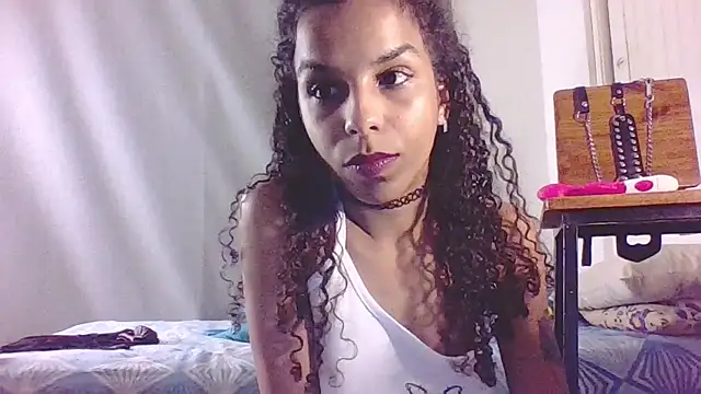 Snapshot of KatyNasty chatting on October 23, 1:05 am KatyNasty online show from October 23, 1:05 am