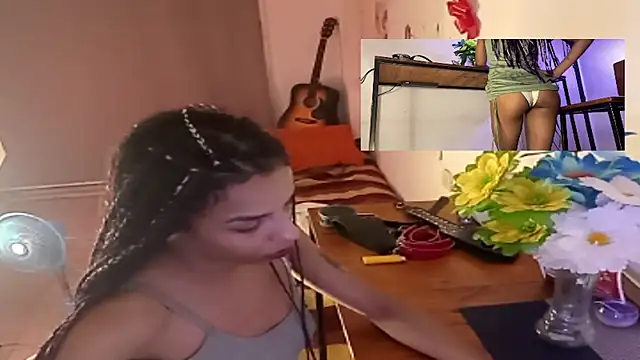 Snapshot of KatyNasty chatting on November 24, 1:05 am KatyNasty online show from November 24, 1:05 am