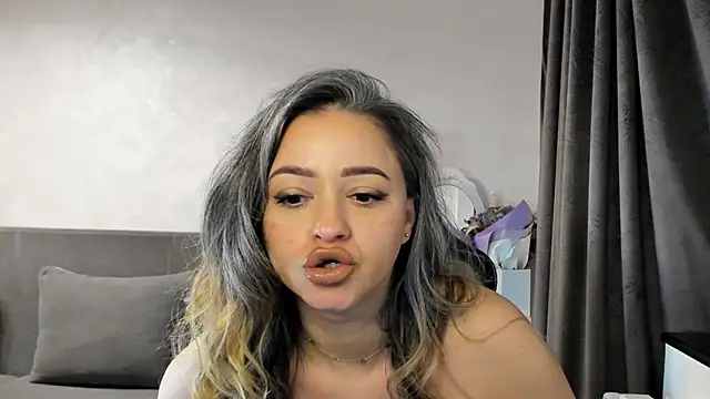 Claire95  online show from February 20, 6:17 am