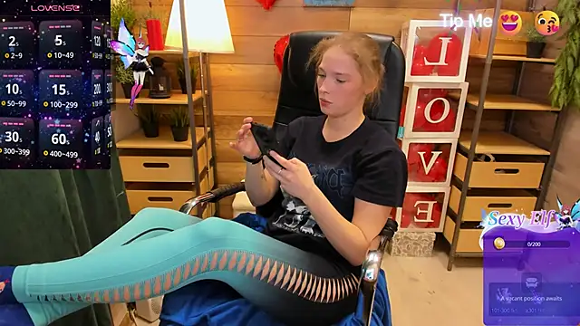  fiona Love online show from March 2, 10:05 pm