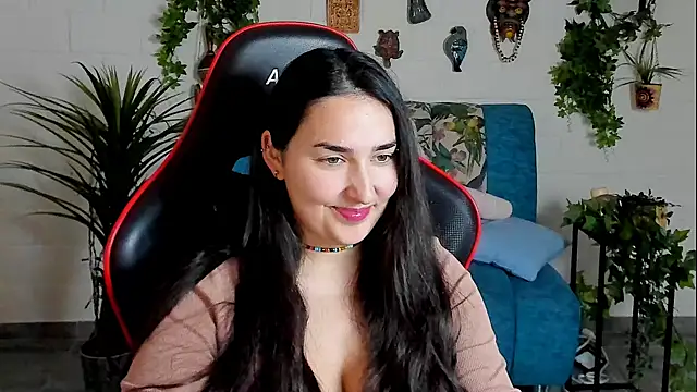 CeceliaJohnson online show from January 17, 11:06 am