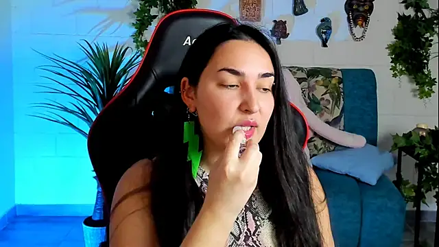 CeceliaJohnson online show from January 28, 11:06 am