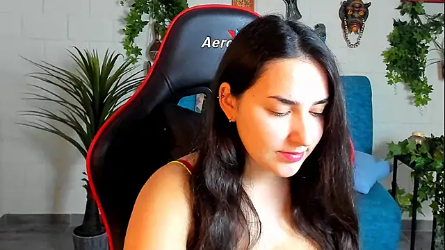 CeceliaJohnson online show from January 29, 8:08 am