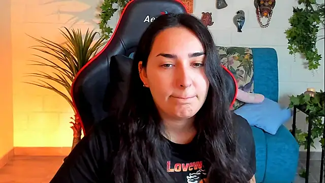 CeceliaJohnson online show from January 31, 8:11 am